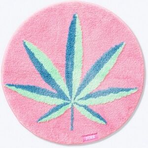 PINK coco chill leaf rug